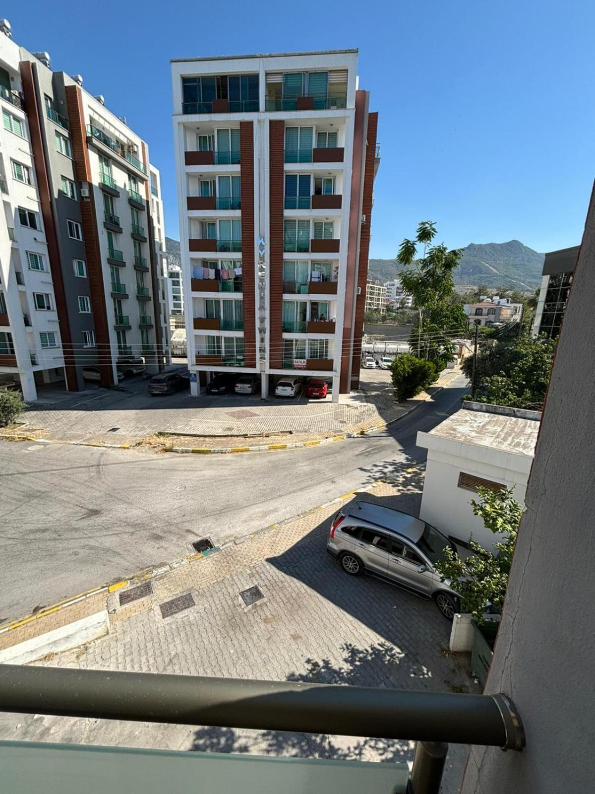 Kyrenia Central 2+1 외부 사진